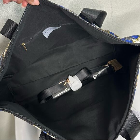 NEW ALICE & OLIVIA Regal Romance Sapphire Weekender Tote Bag - Picture 3 of 4